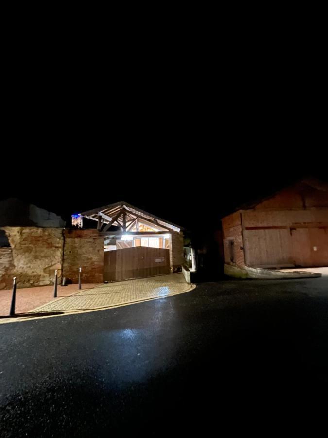 Gite Le Jardin Secret Et Gite Au Temps Suspendu Montpezat  Esterno foto